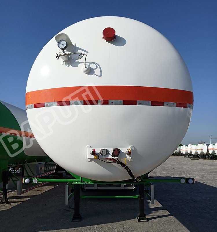 China LOX tanker trailer 