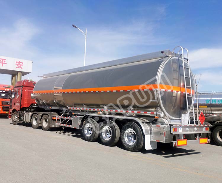 45000Liters aluminum fuel tanker for sale in Rwanda