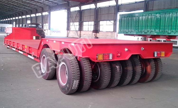 China low loader trailer manufacturer