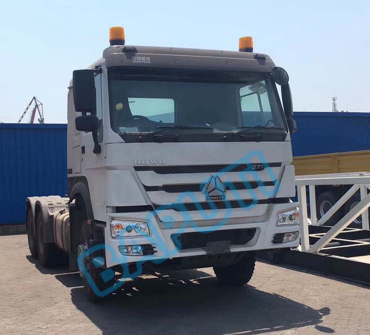 SINOTRUK tractor truck for sale
