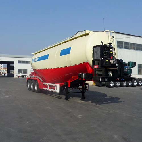 What should I pay attention to in the operation and maintenance of powder tanker?