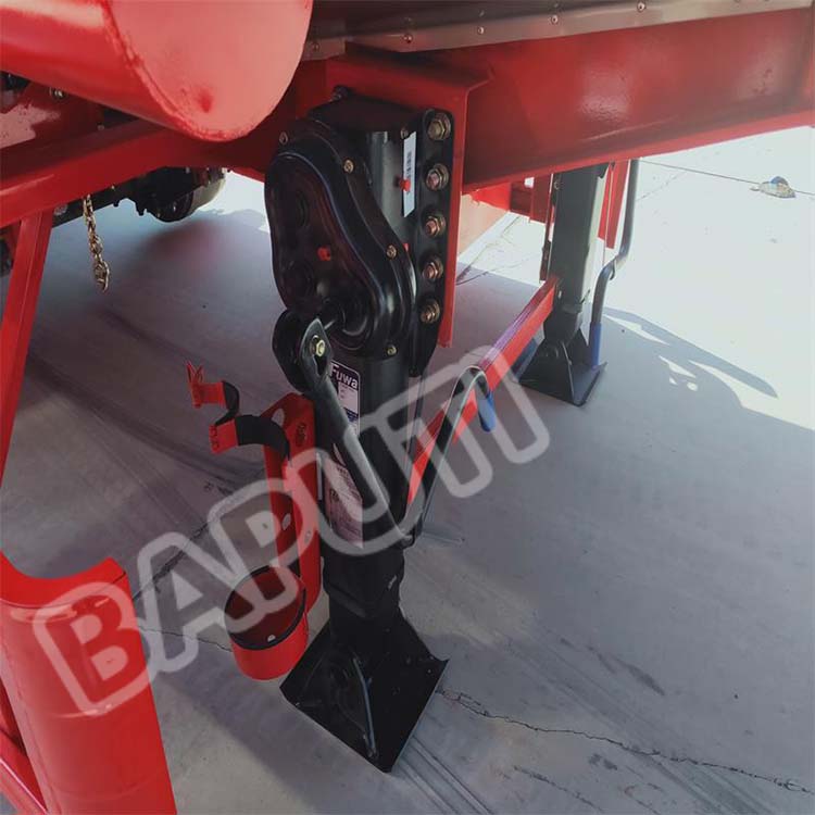 tanker trailer landing leg